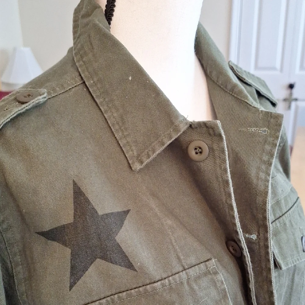 Women's Olive Star-Print Military Field Jacket - Picture 3 of 7